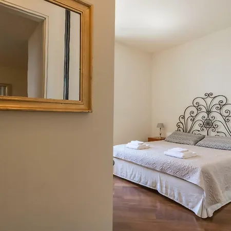 Apartment Anna Lake View In Griante, Lake Como アパート *